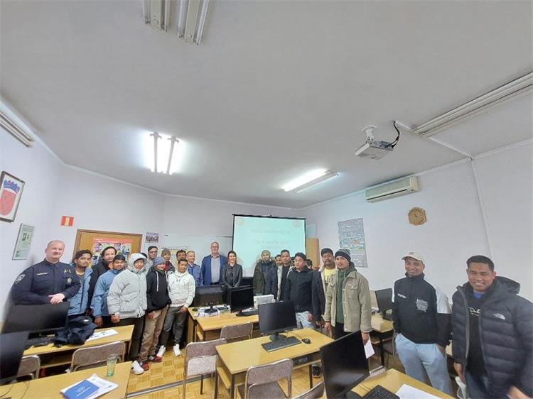 Slika \PU_V\vijesti\2024\Predavanje za državljane trećih zemalja\IMG-20241107-WA0012_copy_1024x769.jpg